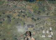 绝地求生手游新手攻略之跳伞与搜物资技巧