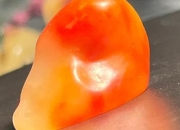 璞玉的寓意与启示：天然之美的象征及人生哲理诠释