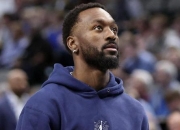 沃克NBA生涯：逆境得分狂潮与核心领袖的蜕变之路